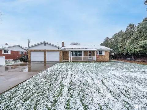8293 Eastwood St, Ida, MI 48140