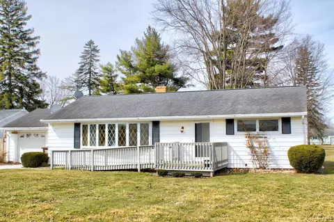 203 N Quick, Blissfield, MI 49228