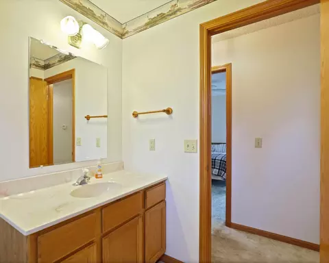 Bath - 656 Burt, Au Gres, MI 48703 photo 1 of 3