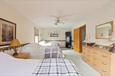 Bedroom - 656 Burt, Au Gres, MI 48703 photo 2 of 4