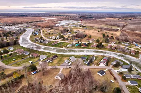 View/Area - 656 Burt, Au Gres, MI 48703 photo 9 of 13