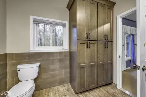 Bath - 49907 St John, Macomb, MI 48044 photo 4 of 5