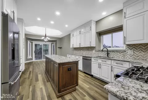 Kitchen - 49907 St John, Macomb, MI 48044 photo 1 of 5