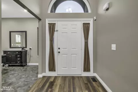Entry Way - 49907 St John, Macomb, MI 48044 photo 1 of 2