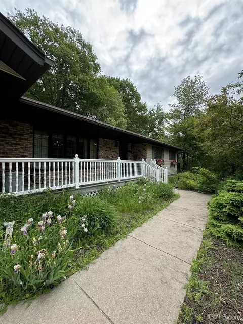 w5940 Springview Drive, Norway, MI 49870 photo 29