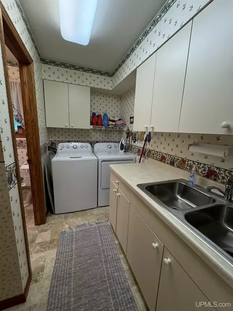 w5940 Springview Drive, Norway, MI 49870 photo 10