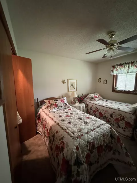 w5940 Springview Drive, Norway, MI 49870 photo 17