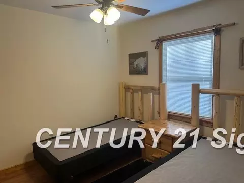 Bedroom - 8522 Gilbert, Standish, MI 48658 photo 3 of 3