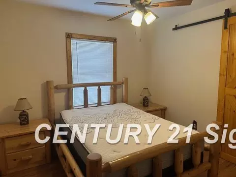 Bedroom - 8522 Gilbert, Standish, MI 48658 photo 2 of 3