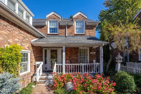 750 University, Grosse Pointe, MI 48230