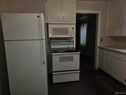401 Ruby St, Iron River, MI 49935 photo 8