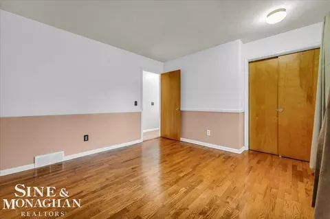 Bedroom - 13100 Shadybrook, Dewitt, MI 48820 photo 1 of 7