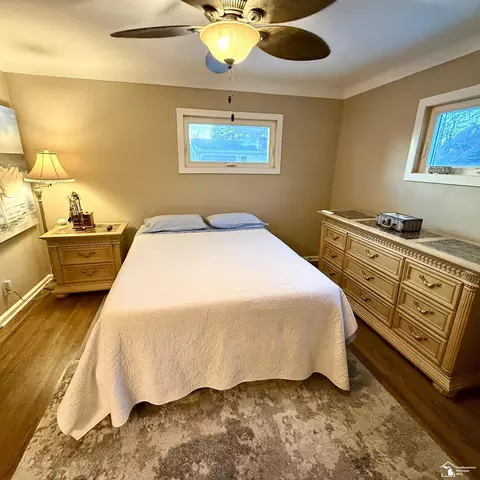 9068 Clover, Temperance, MI 48182 photo 16
