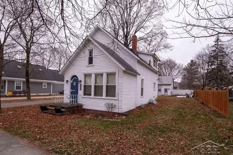 425 N Antler, Gladwin, MI 48624
