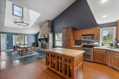 210 E Mcneil, Corunna, MI 48817 photo 14