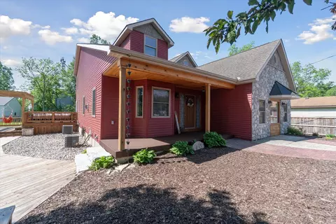 210 E Mcneil, Corunna, MI 48817 photo 4