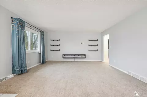 720 Jerome, Monroe, MI 48161 photo 9