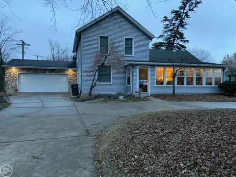 22229 E 12 Mile, Saint Clair Shores, MI 48081