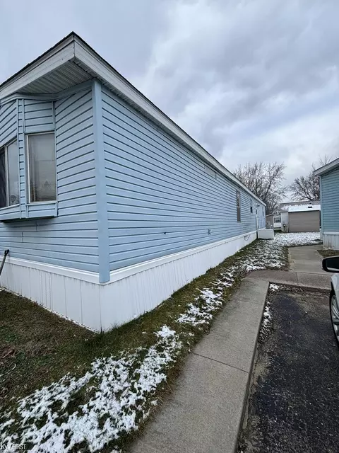 7286 101, Flushing, MI 48433 photo 5
