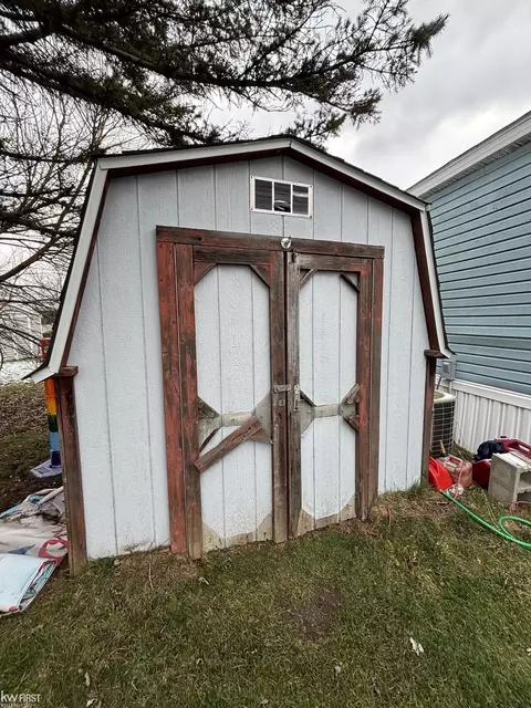 7286 101, Flushing, MI 48433 photo 15