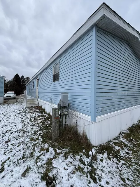 7286 101, Flushing, MI 48433 photo 4