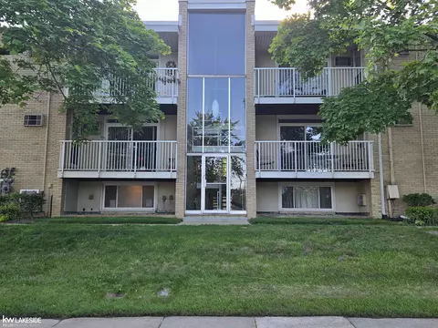 4909 Crooks D10 #10 D, Royal Oak, MI 48073
