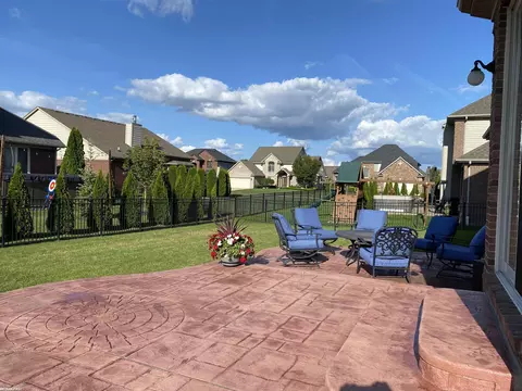Exterior - 19427 Hudson Riv, Macomb, MI 48044 photo 3 of 4