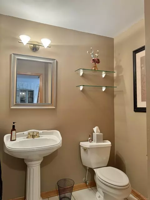 Bath - 7230 Harbor, Algonac, MI 48001 photo 1 of 4