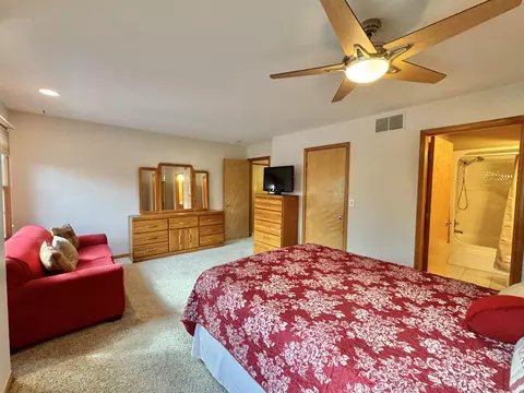 Bedroom - 7230 Harbor, Algonac, MI 48001 photo 11 of 12
