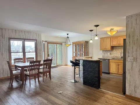Dining - 7230 Harbor, Algonac, MI 48001 photo 2 of 4
