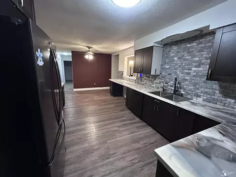 Kitchen - 9665 Tuttlehill Rd, Maybee, MI 48159 photo 6 of 7