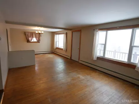 Living - 21322 Royce, Hancock, MI 49930 photo 3 of 3