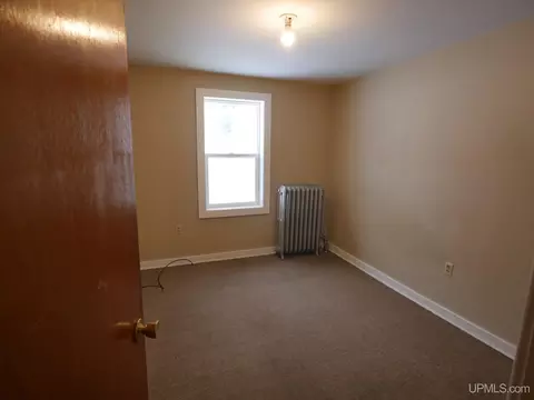 Bedroom - 21322 Royce, Hancock, MI 49930 photo 1 of 6