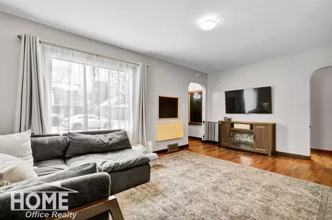 3116 Tecumseh, Lansing, MI 48906 photo 2