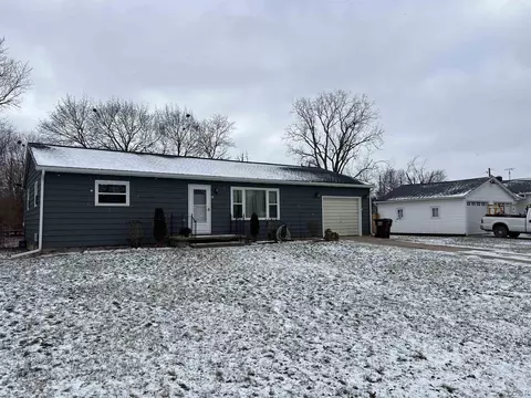 101 Cairns, Tecumseh, MI 49286
