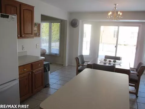 15919 Howard, Macomb, MI 48042 photo 9
