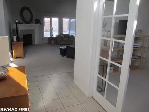 15919 Howard, Macomb, MI 48042 photo 4