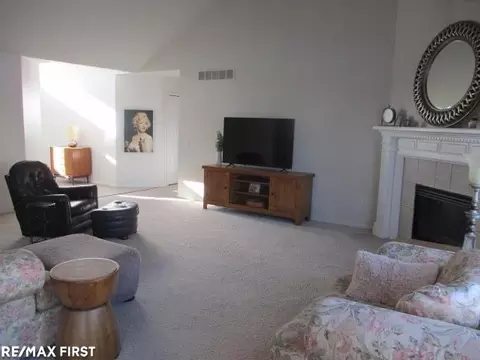 15919 Howard, Macomb, MI 48042 photo 7