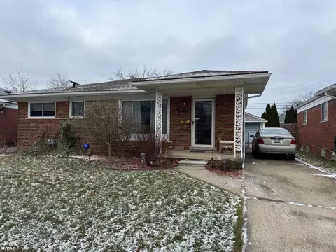 24545 Ridgecroft, Eastpointe, MI 48021
