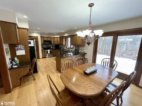 3144 Beechtree, Flushing, MI 48433 photo 11