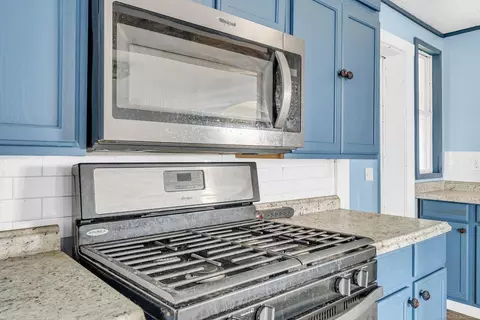 Kitchen - 4811 E Sanilac, Carsonville, MI 48419 photo 3 of 3