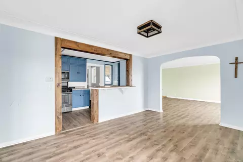 Living - 4811 E Sanilac, Carsonville, MI 48419 photo 5 of 7