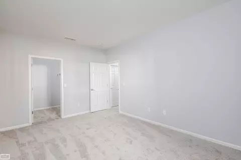 Bedroom - 16445 Grandview, Macomb, MI 48044 photo 2 of 2