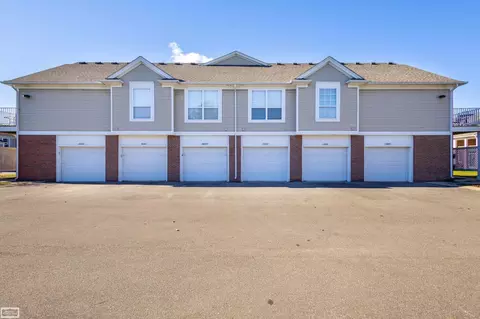 Exterior - 16445 Grandview, Macomb, MI 48044 photo 6 of 8