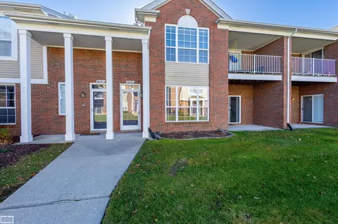 Exterior - 16445 Grandview, Macomb, MI 48044 photo 2 of 8