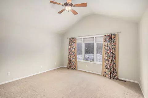 401 Nolan, Wales, MI 48027 photo 12