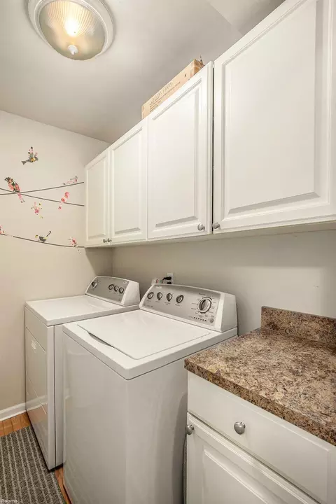 401 Nolan, Wales, MI 48027 photo 11