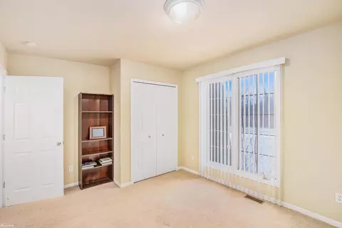 401 Nolan, Wales, MI 48027 photo 17
