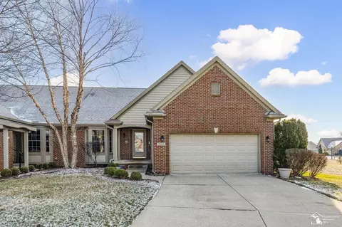 505 Brooks Holw, Dundee, MI 48131