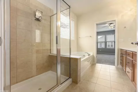 49612 Cosimo, Macomb, MI 48042 photo 22